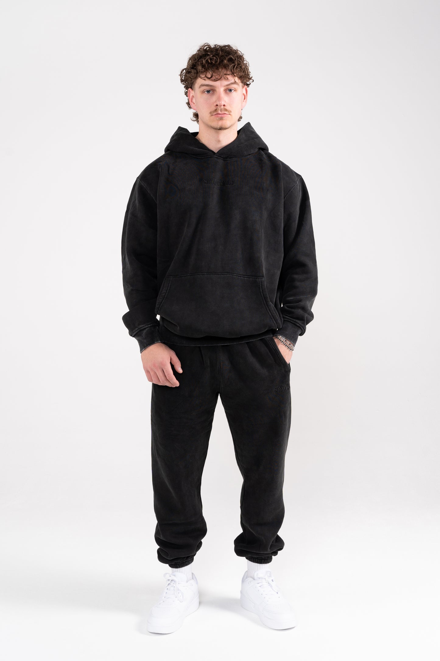 Dynamic Hoodie - Black