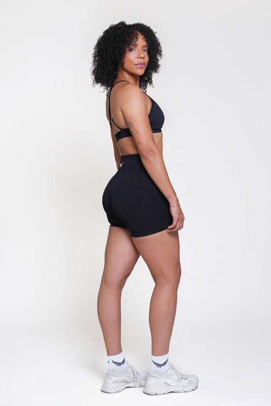 Elevate Short - Jet Black