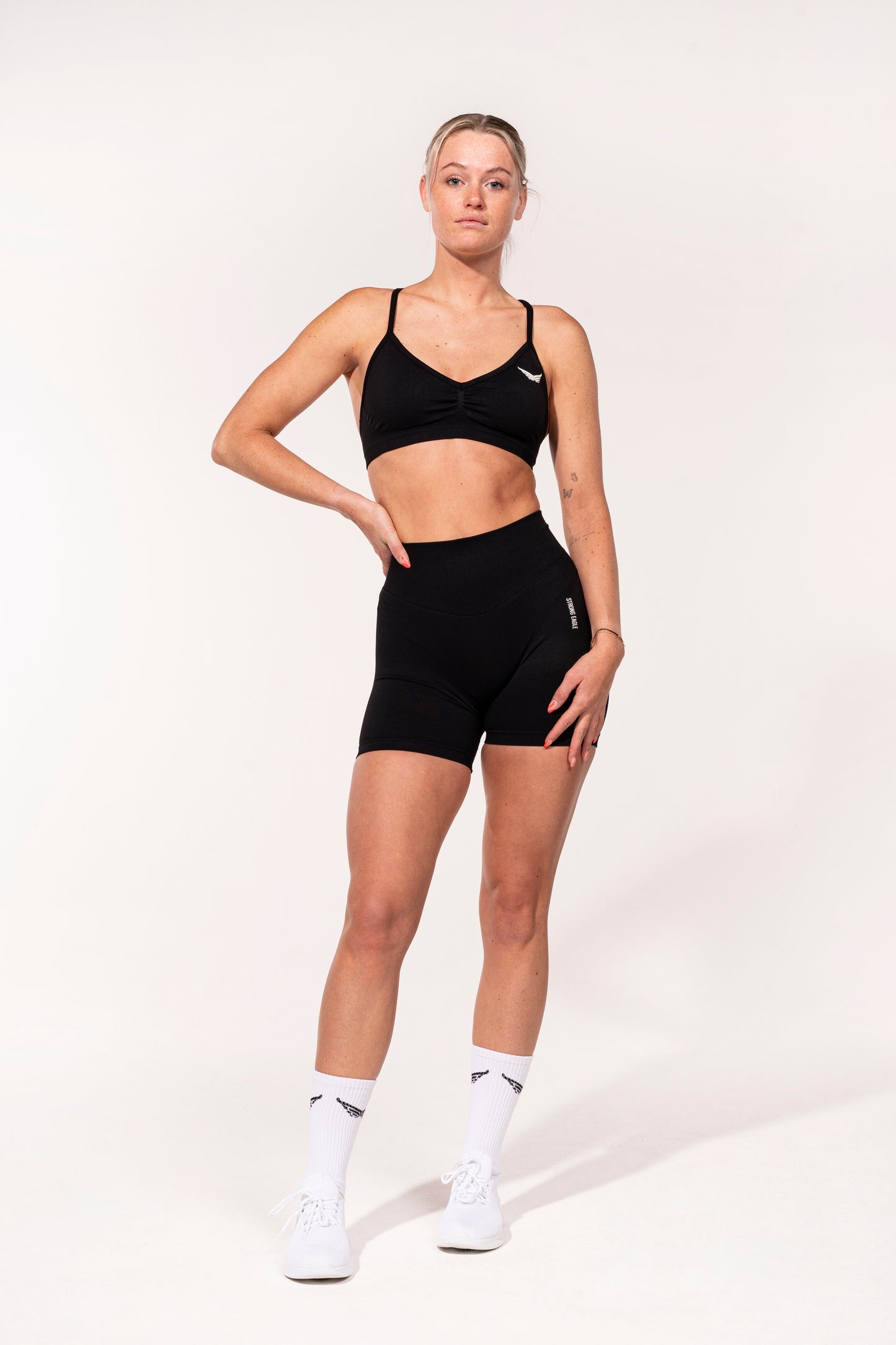 Elevate Short - Jet Black