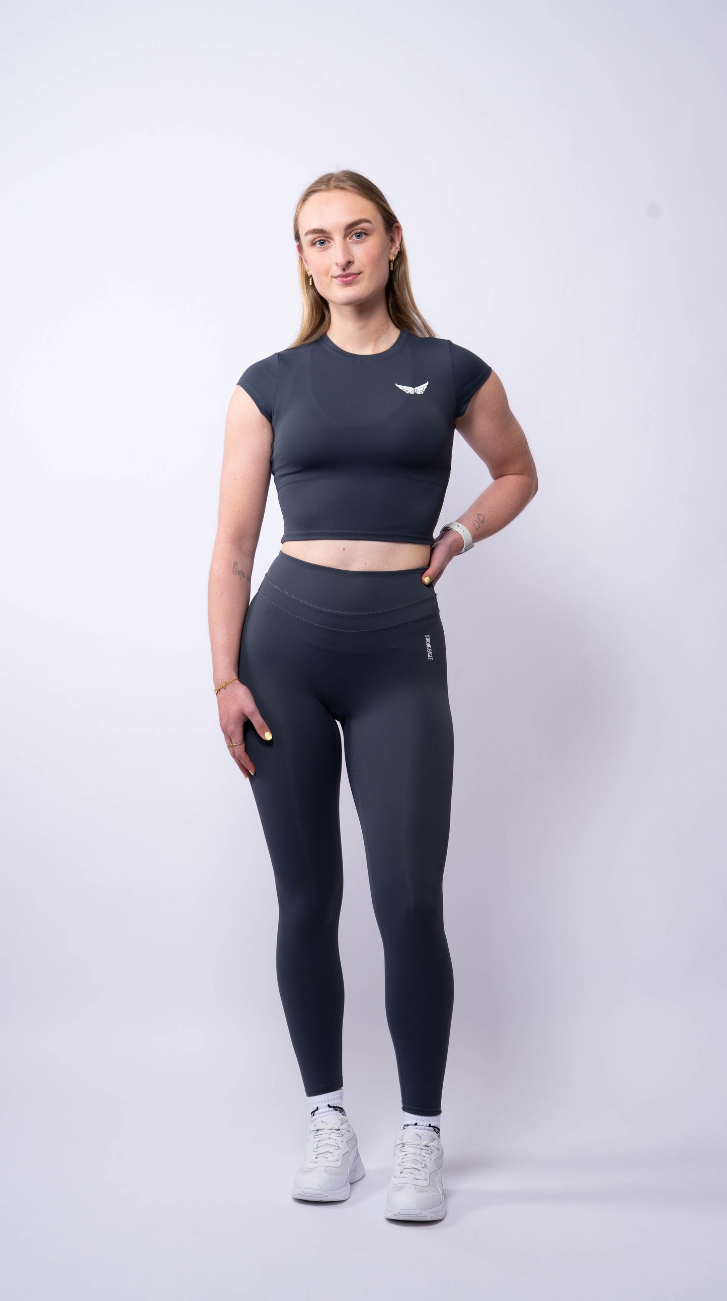 Strive Tee - Sky Grey
