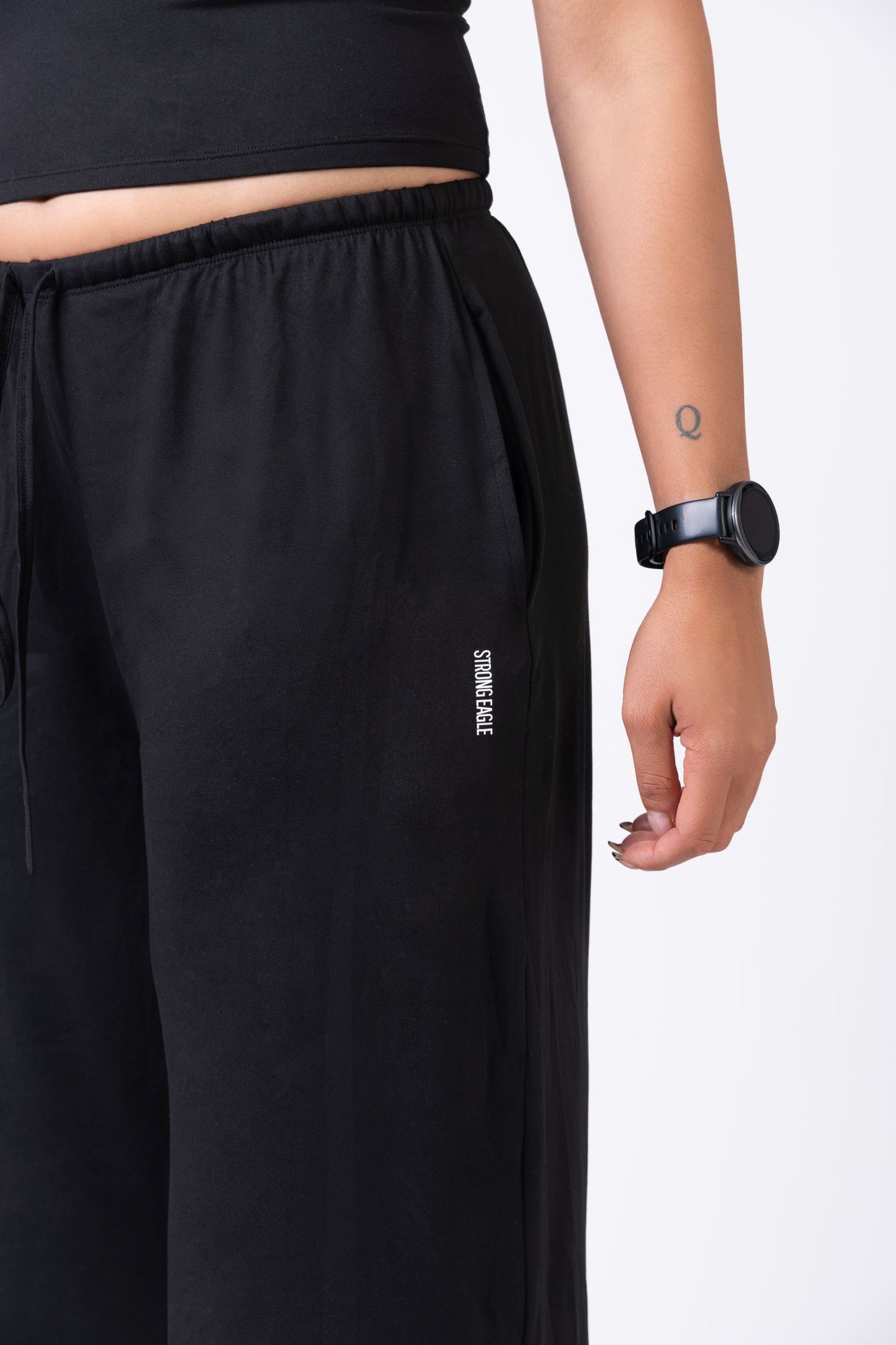 Flow Straight Leg Pants - Soft Black