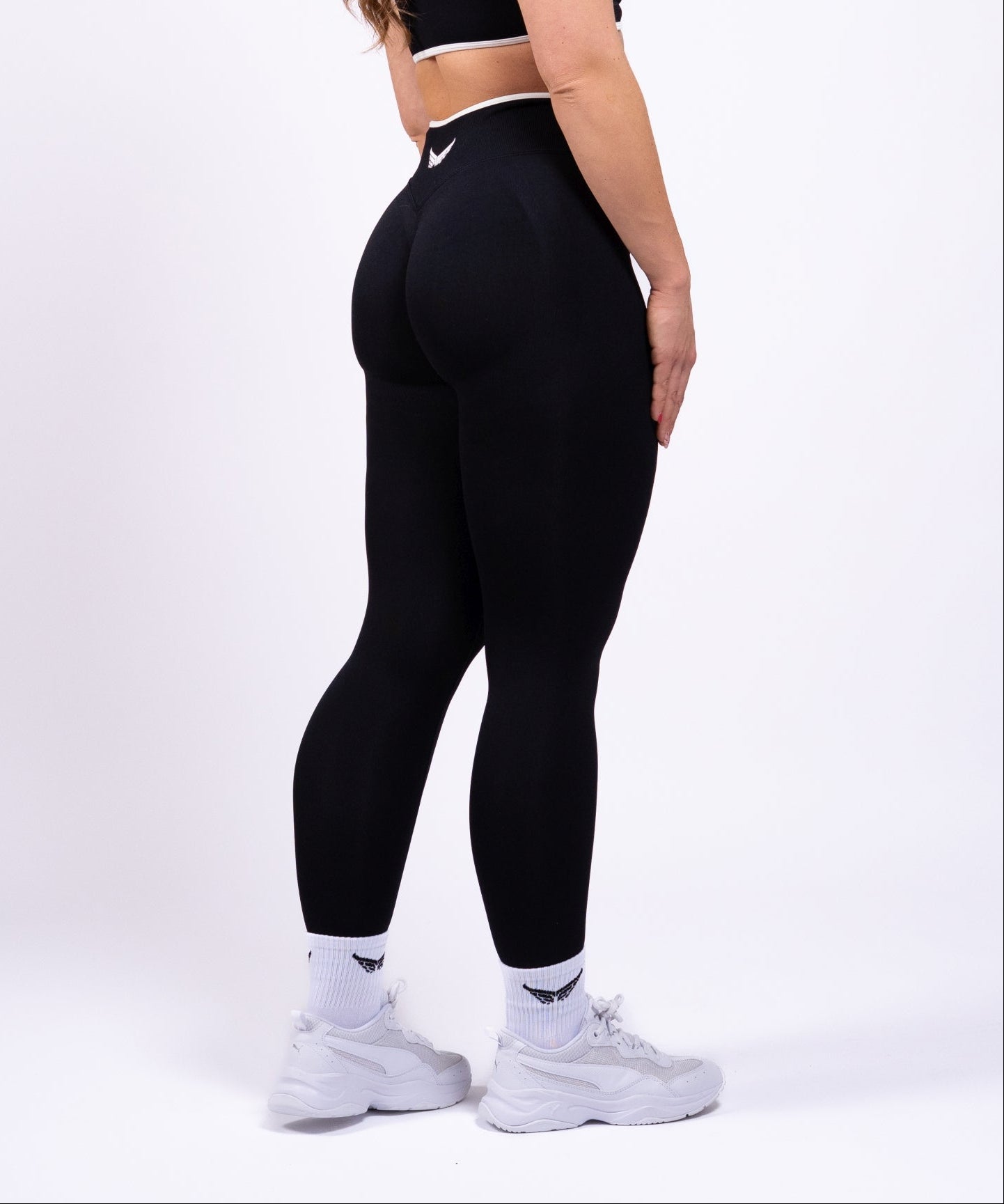 Gym Legging met Bootyscrunch - Formline Deep Black | Strong Eagle
